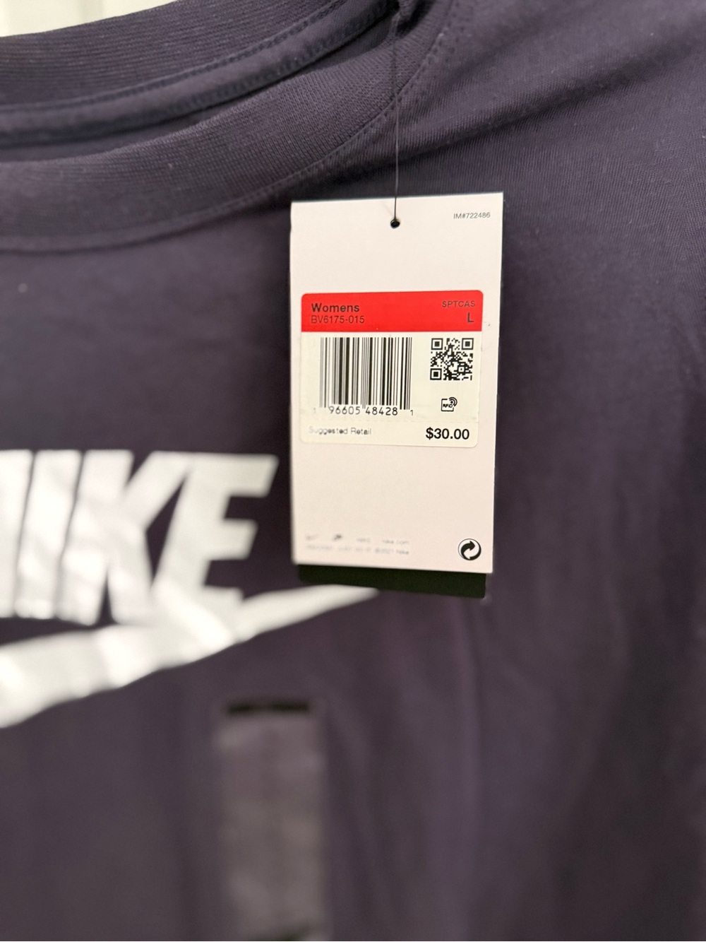 Nike Crop Tee - Picture 2 of 3